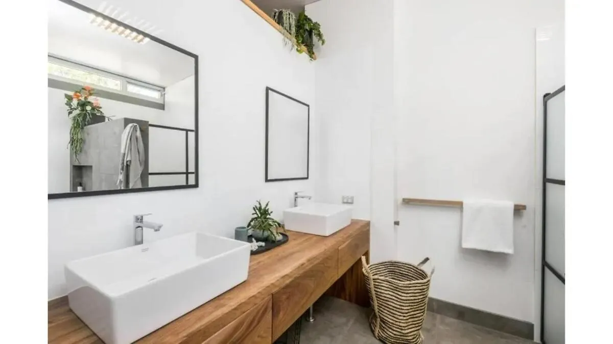Billibelongil - 40A Childe St, Byron Bay Villa Holiday home